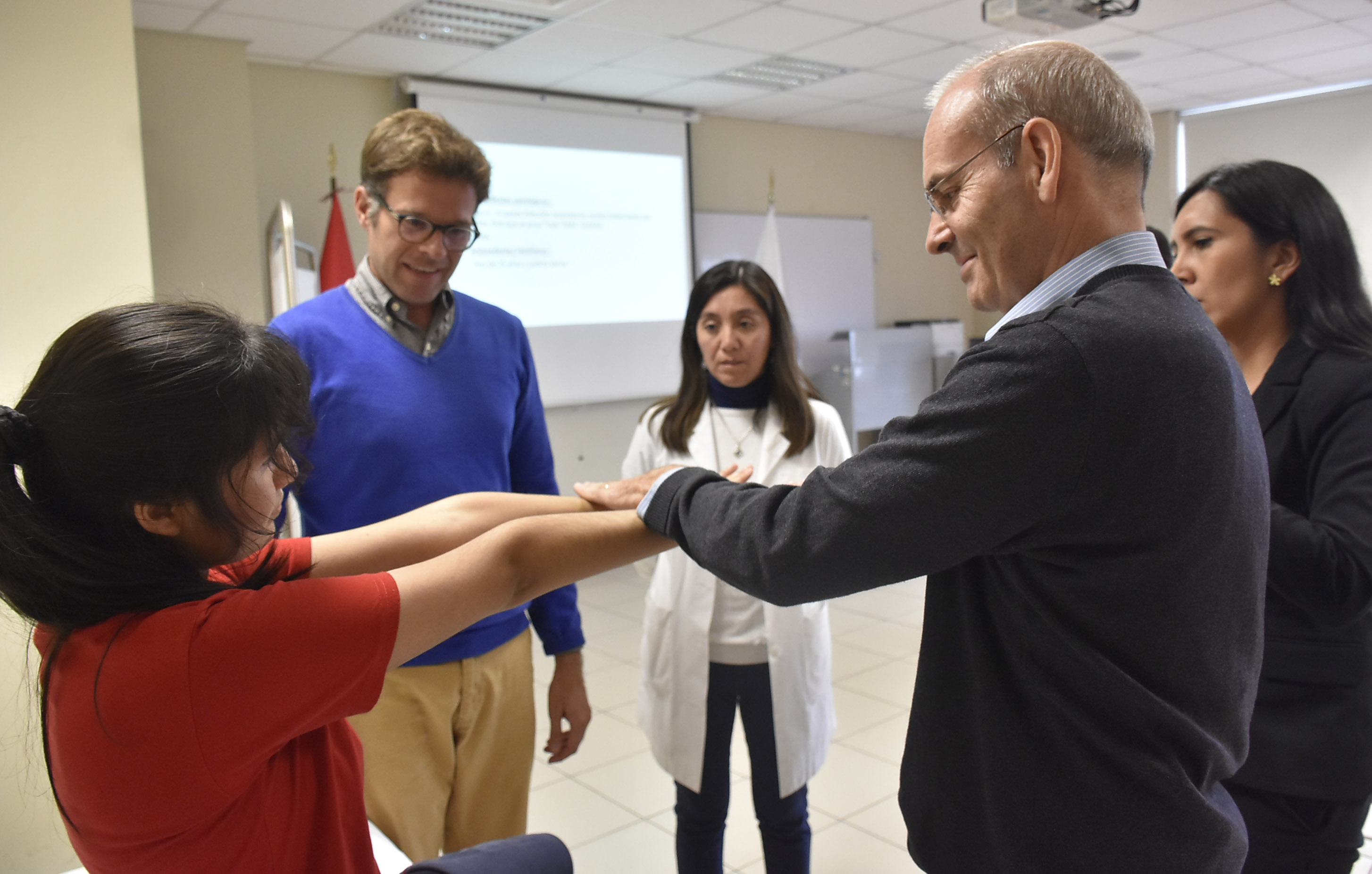 Pacientes Con Enfermedades Neuromusculares Son Evaluados Por